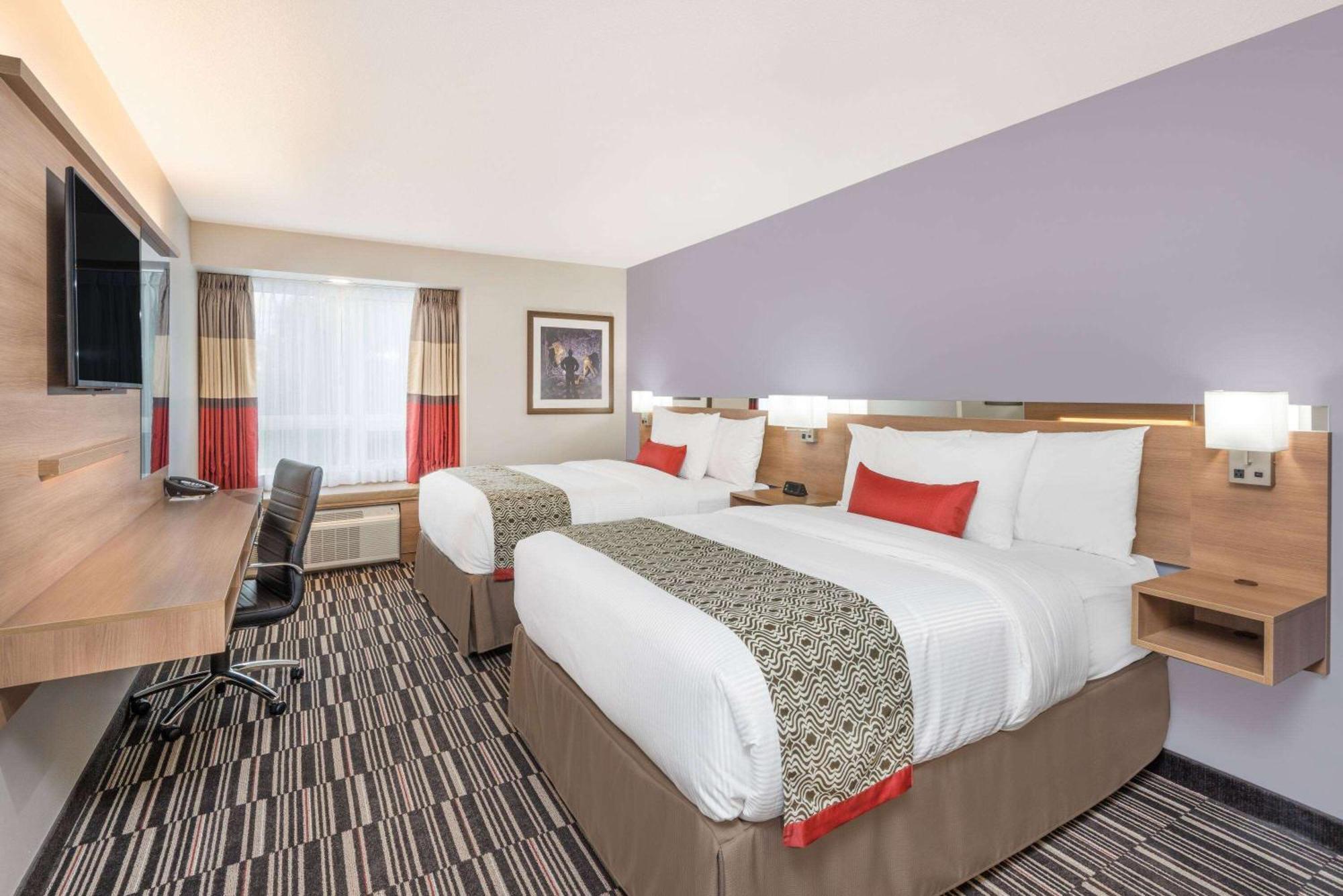 Microtel Inn & Suites By Wyndham Sudbury Exteriér fotografie